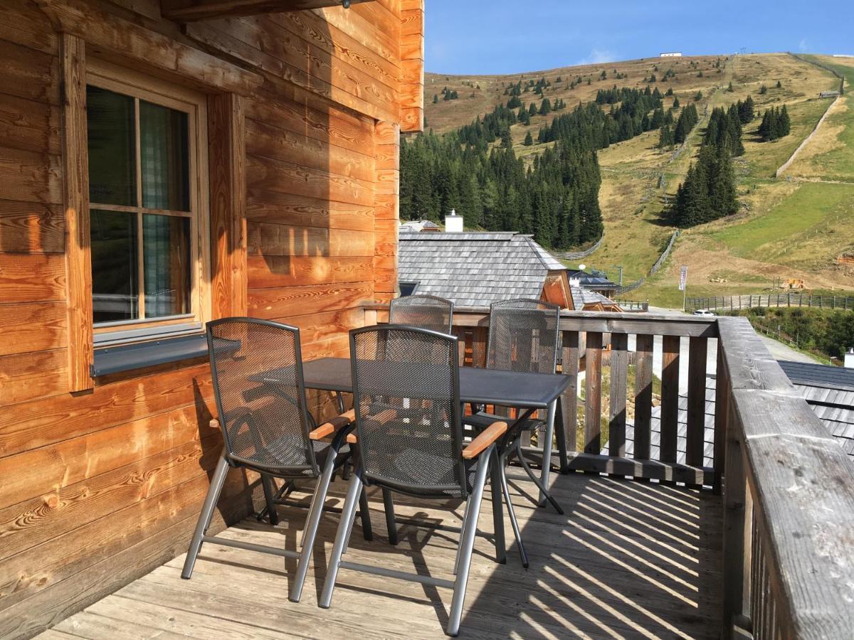 Vesely Svist Chalet Lachtal Eksteriør billede