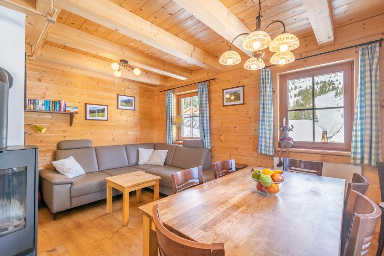 Vesely Svist Chalet Lachtal Eksteriør billede