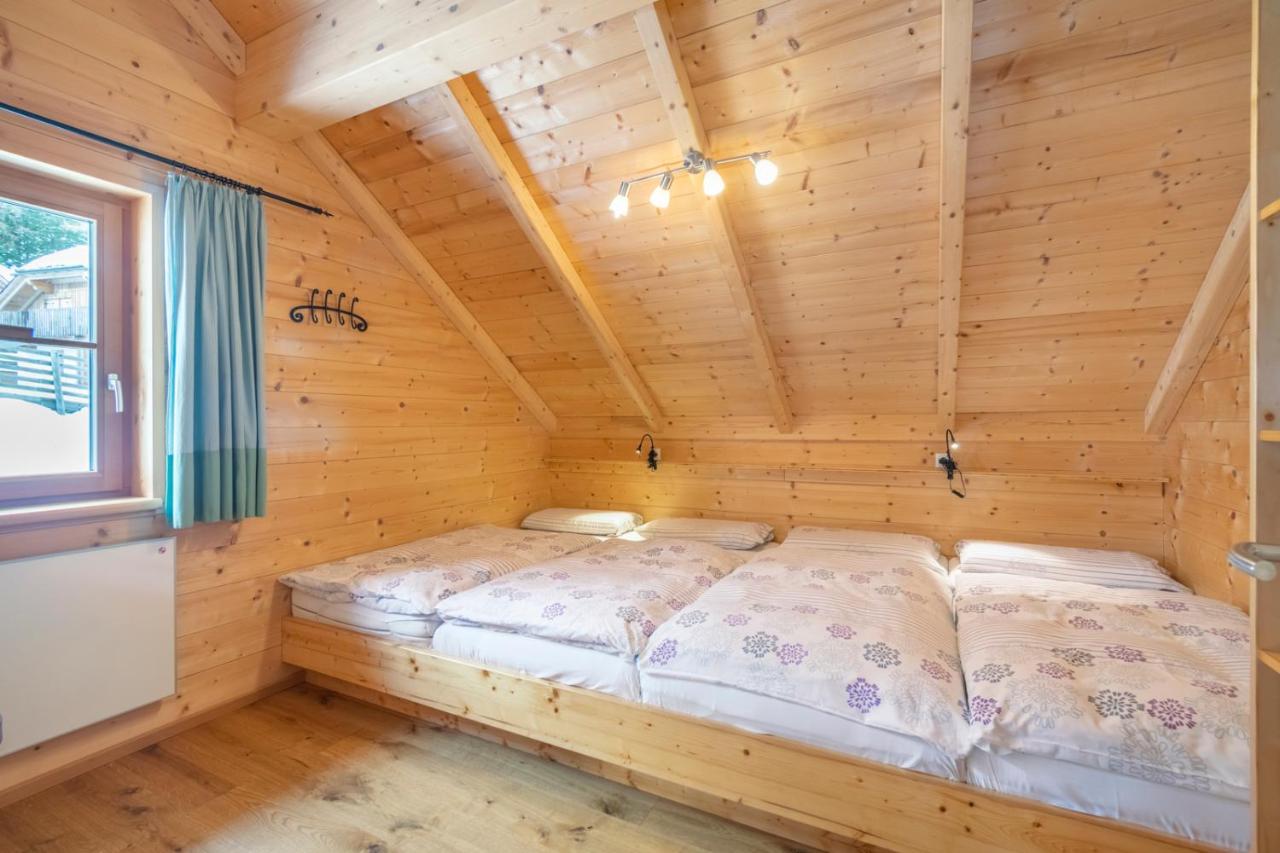 Vesely Svist Chalet Lachtal Eksteriør billede