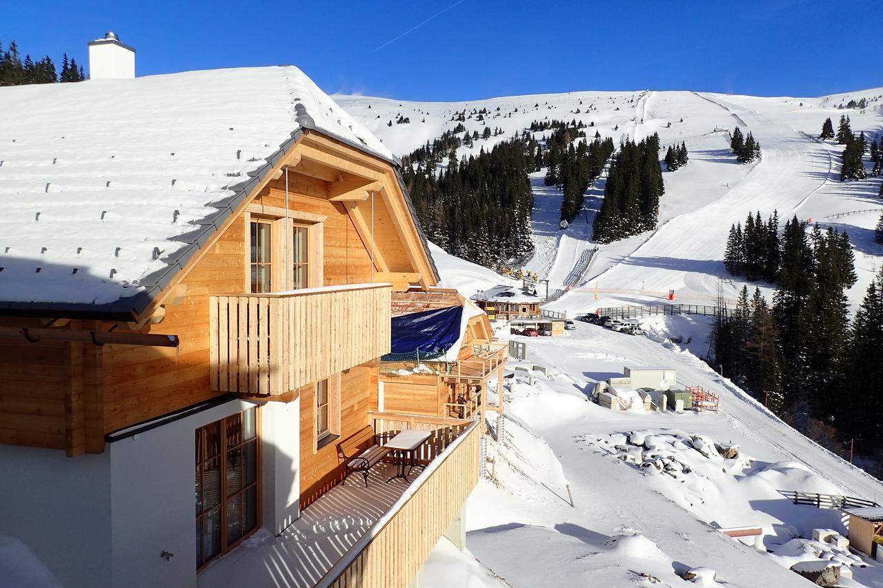 Vesely Svist Chalet Lachtal Eksteriør billede